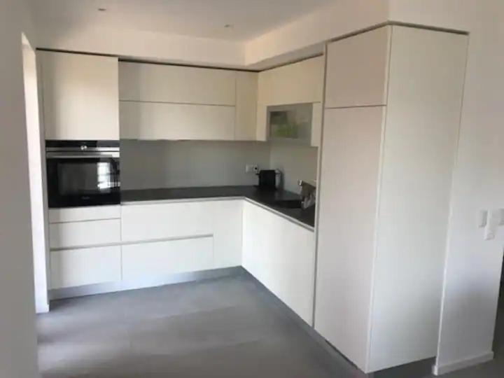 GambarognoCasa Dorothea mit Pool über Lago Maggiore的相册照片