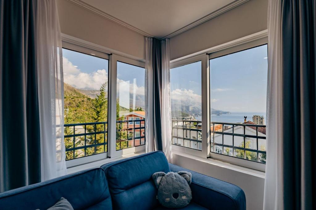 Balkón nebo terasa v ubytování Bečići lux