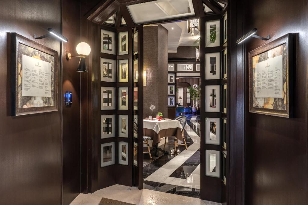 TB Place Roma - Resim 30