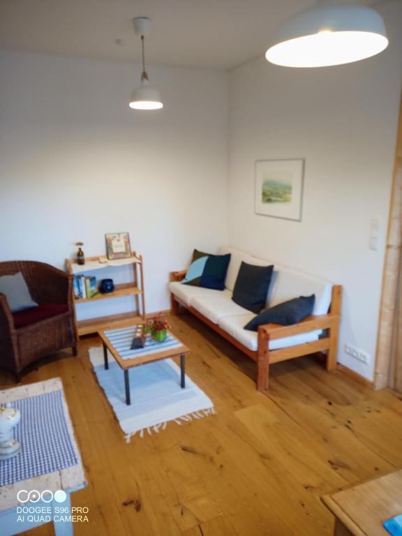 Gambar di galeri bagi Gemütliches Schwalbennest, Resthof, Dachterrasse in Schaalseenähe di Sterley