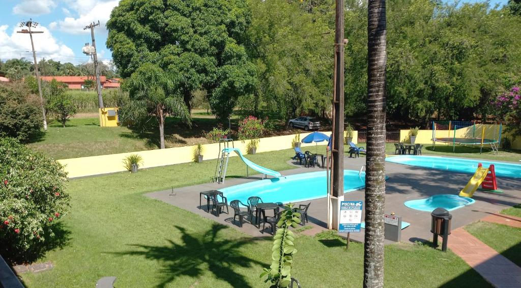 Bazén v ubytování Canzi Cataratas Hotel nebo v jeho okolí