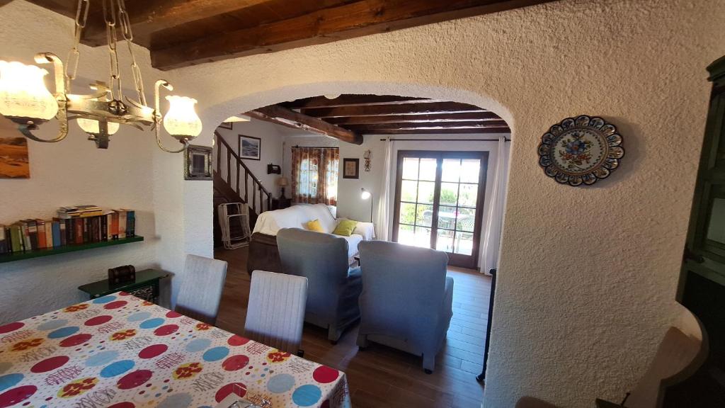 Postel nebo postele na pokoji v ubytování Les Oliveres 33