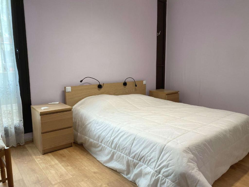 Fotografia z galérie ubytovania Appartement T2 à Balaruc-les-Bains: climatisé, wifi, garage, proche Thermes, 3 étoiles - FR-1-553-222 v destinácii Balaruc-les-Bains