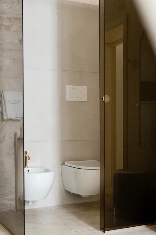 Aurluna Luxury Suites - 7