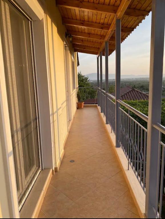 Fotografia z galérie ubytovania Modern house with view v destinácii Kalamata