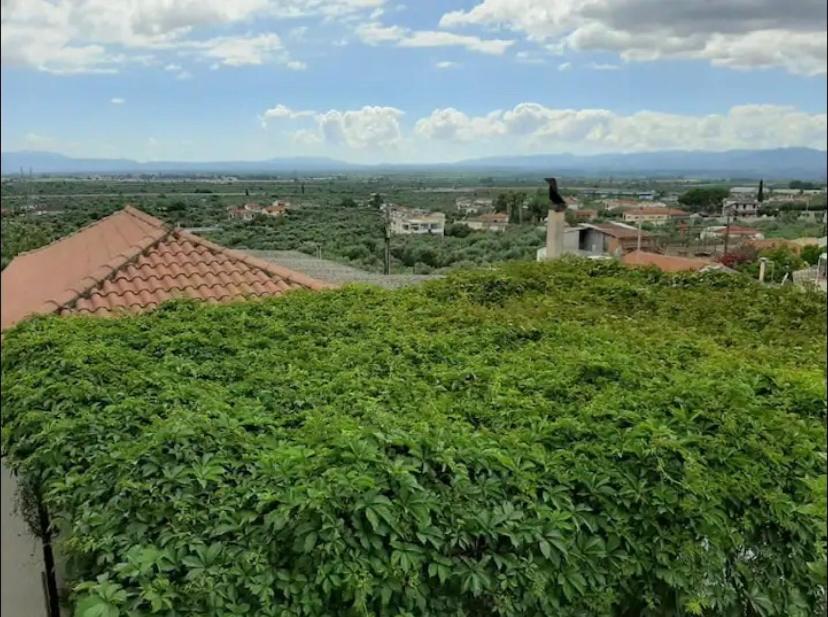Fotografia z galérie ubytovania Modern house with view v destinácii Kalamata