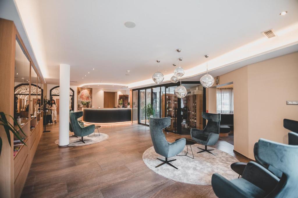 Posezení v ubytování Hotel Wessobrunn