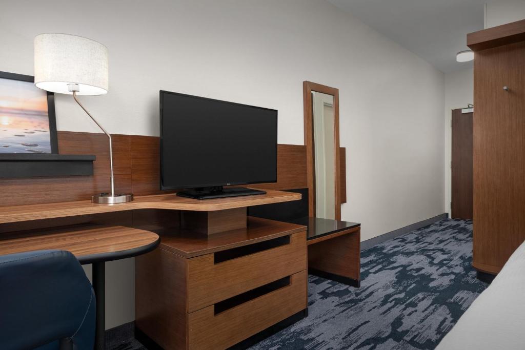 Fairfield Inn & Suites by Marriott Panama City Beach photo