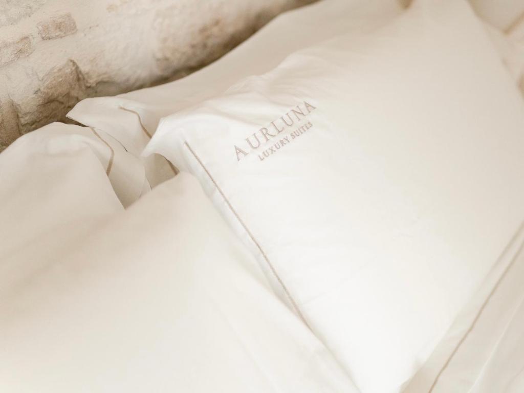 Aurluna Luxury Suites - 4