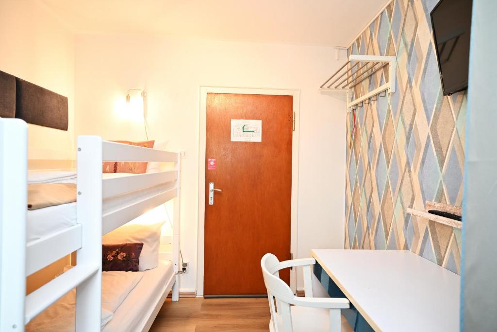 Self check in City Hostel Nordstern - Resim 17