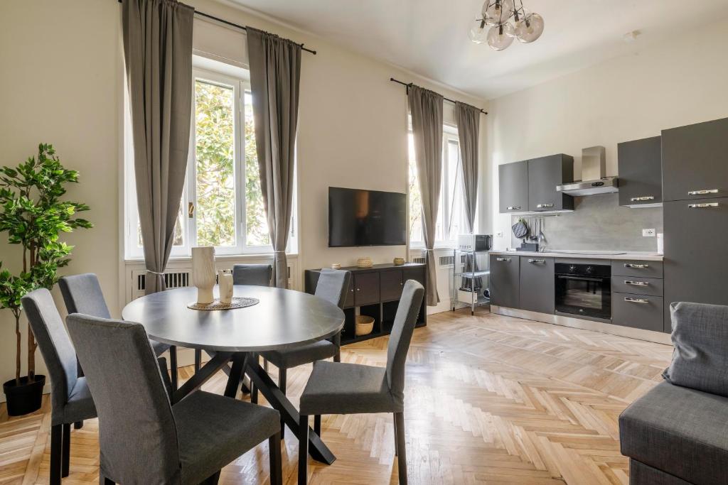 Elegant brand new apartments near Duomo