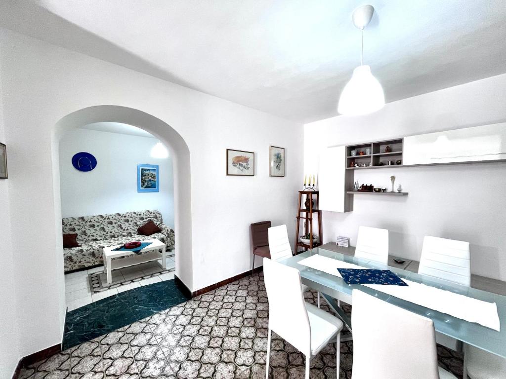 Χώρος καθιστικού στο Casa GIOIA nel cuore di Carloforte; Wifi e AC