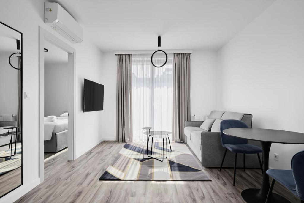 
Deluxe One-Bedroom Apartment
