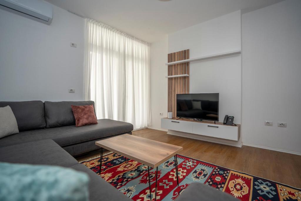 TV a/nebo společenská místnost v ubytování Shkodra Harmony Residences