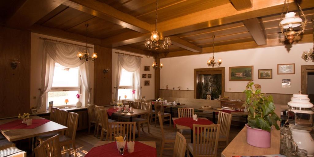 Posezení v ubytování Landgasthof Dittersdorfer Höhe