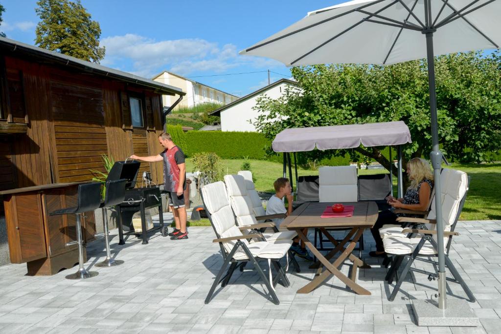 Patio alebo iná vonkajšia časť ubytovania Beates Daham