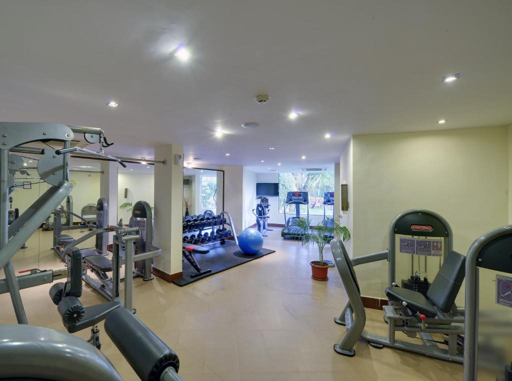 Fitness centrum a/nebo fitness zařízení v ubytování The Crown Goa