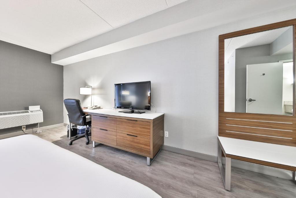 Admiral Inn Mississauga - Resim 29