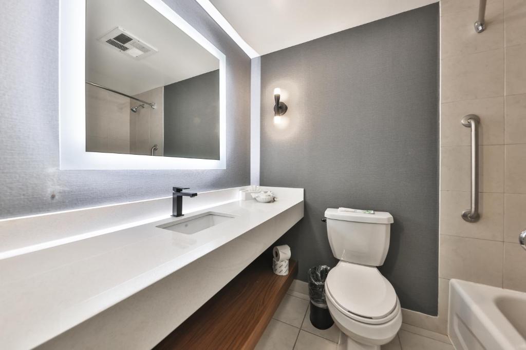 Admiral Inn Mississauga - Resim 30