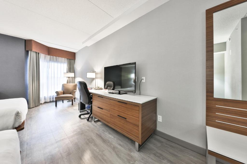 Admiral Inn Mississauga - Resim 32