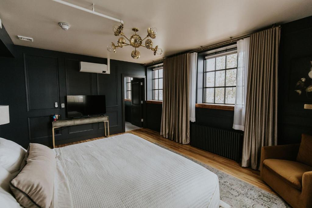 HATCHERY HOTEL & EVENT CENTER - Suite Mit Flussansicht