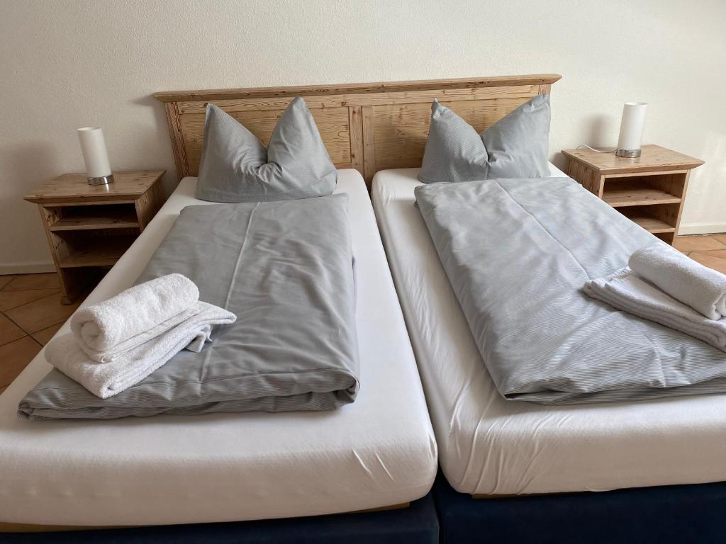 Postel nebo postele na pokoji v ubytování Appartementresidenz König Ludwig