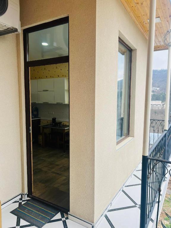 Balkón nebo terasa v ubytování guest house TMT