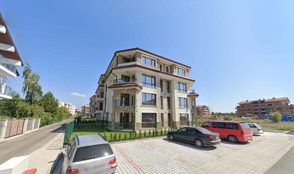 Daliya Bayview Apartment