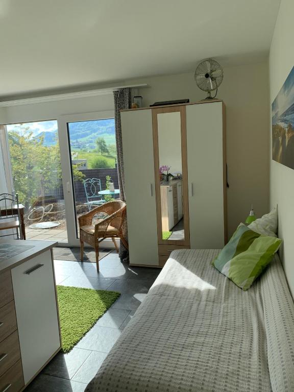 Postel nebo postele na pokoji v ubytování Chez Svanette B&B Villa Sonnglück