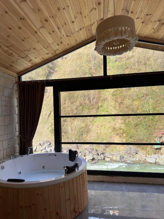 Fotografie z fotogalerie ubytování Karadeniz River Palace v destinaci Çamlıhemşin