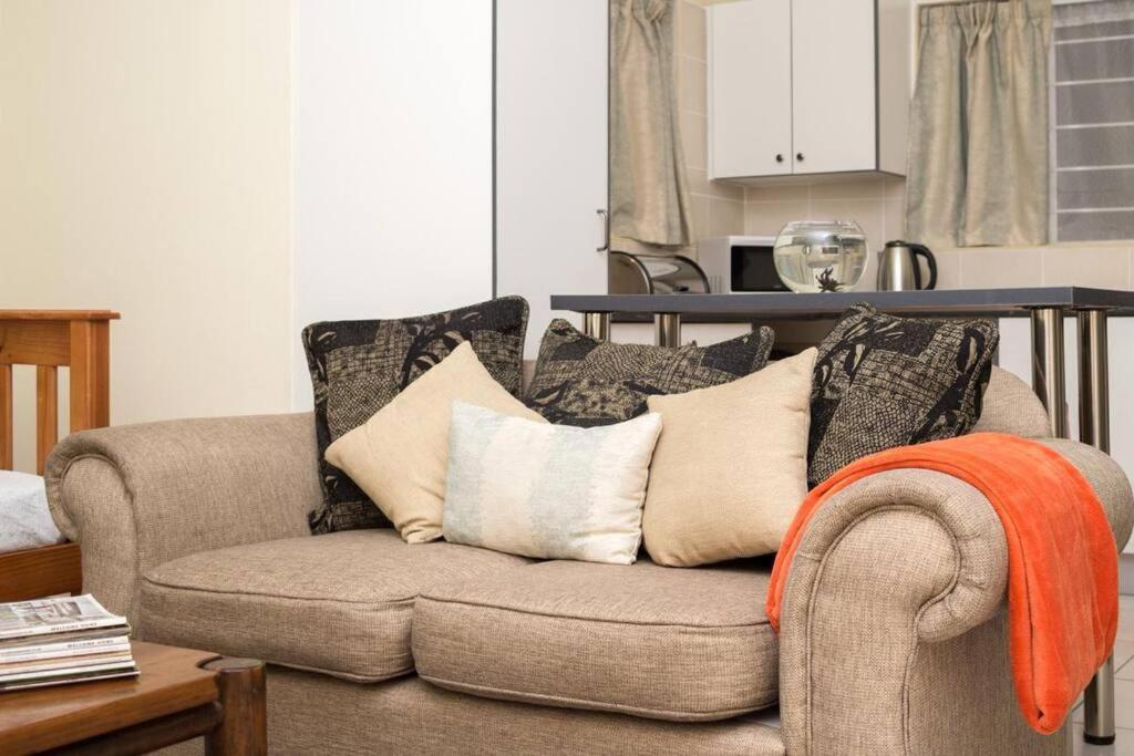 Home!, Johannesburg (updated prices 2024)