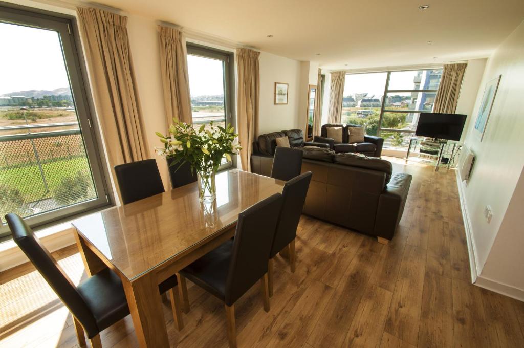 Ocean Serviced Apartments - 