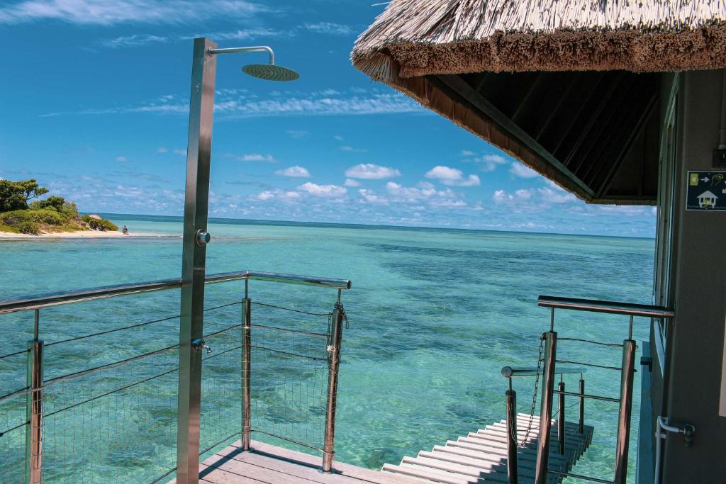 DoubleTree by Hilton Noumea Ilot Maitre Resort - Bungalow Sur Pilotis Lit King-Size