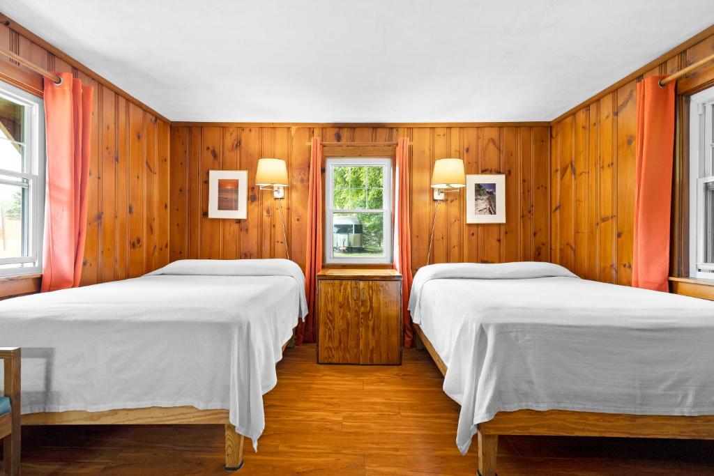 Lakeview on the Lake - Standaard Kamer Met Twee Tweepersoonsbedden