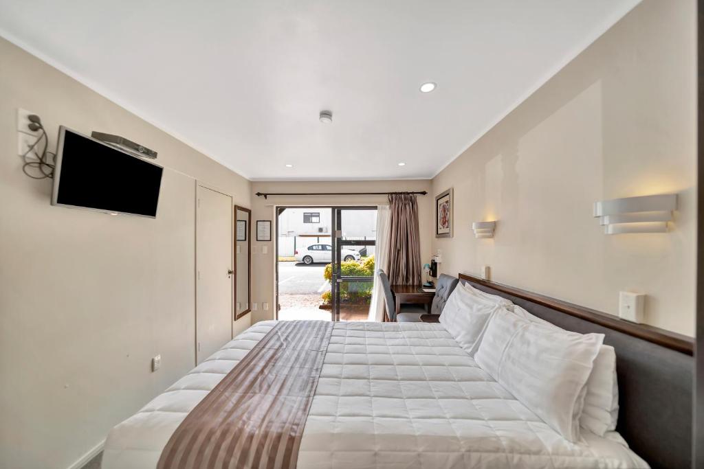 Tudor Court Motor Lodge - Resim 11