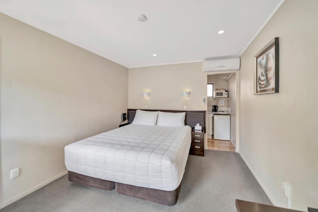 Tudor Court Motor Lodge - Resim 25