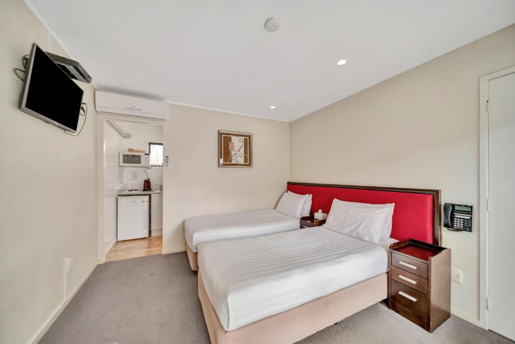 Tudor Court Motor Lodge - Resim 15