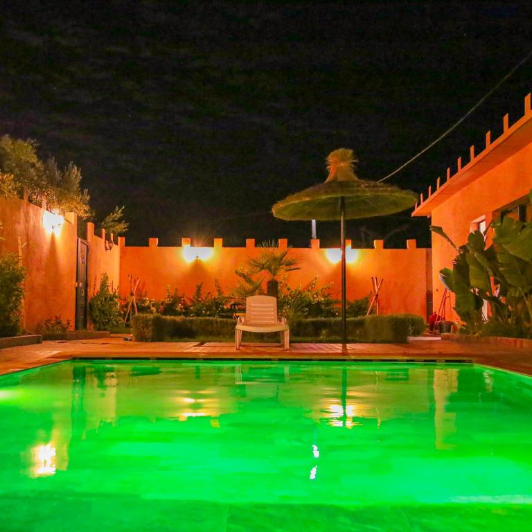 Bazén v ubytování Hotel Jnane riad nebo v jeho okolí