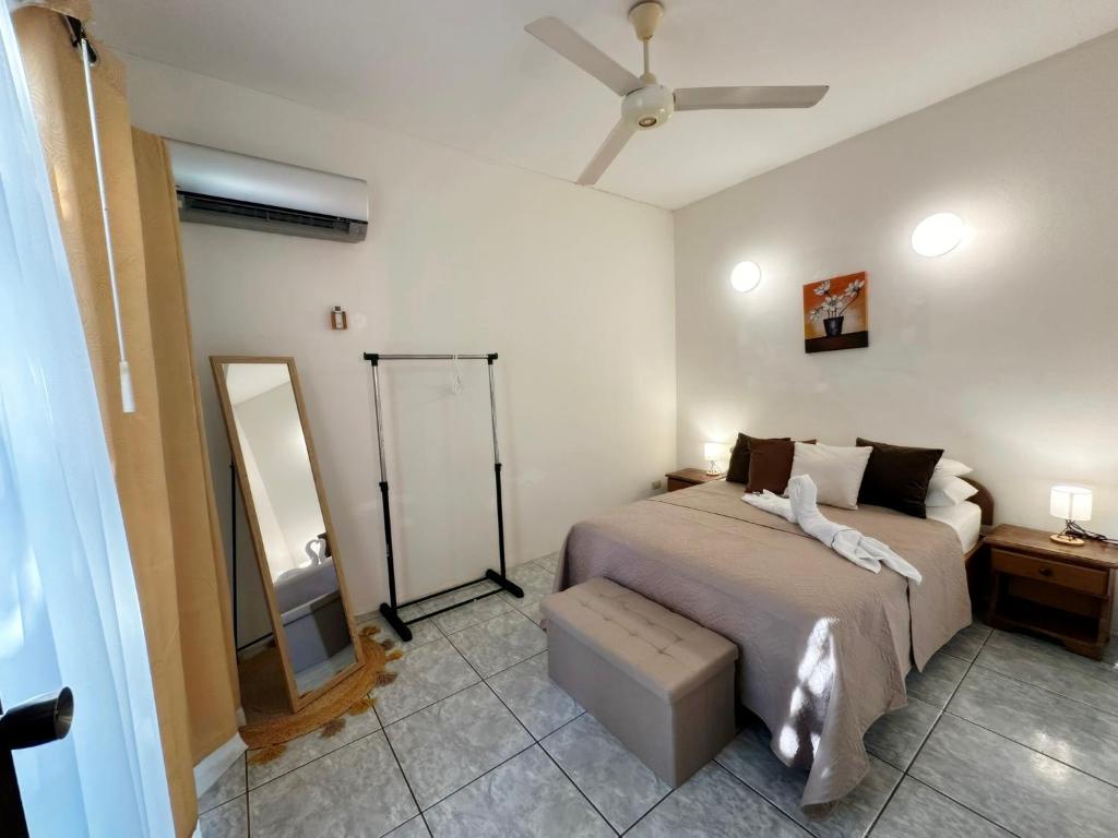 Ein Bett oder Betten in einem Zimmer der Unterkunft Hotel Nany