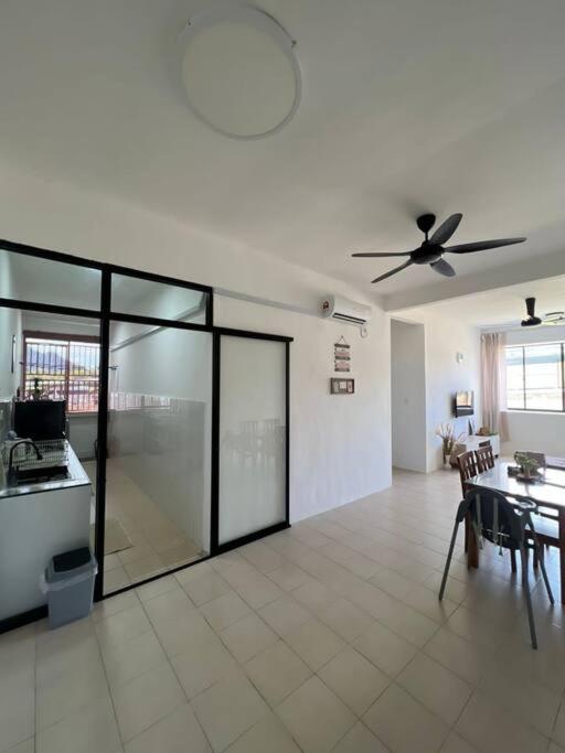 Fotografie z fotogalerie ubytování SJ Home v destinaci Kampong Parit
