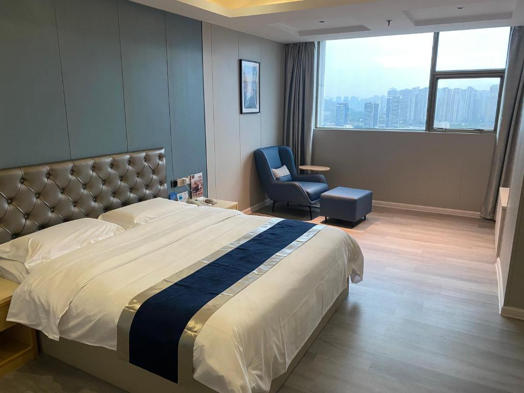 Green Island Holiday Hotel - Sleep King Room