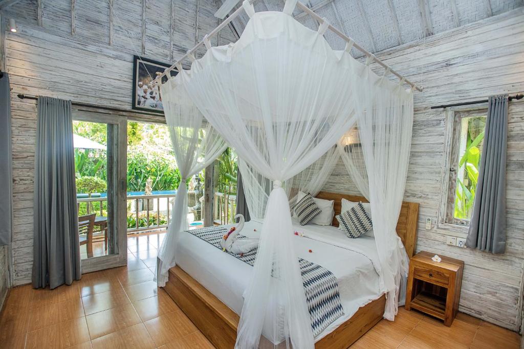 221 Garden Cottages - 1