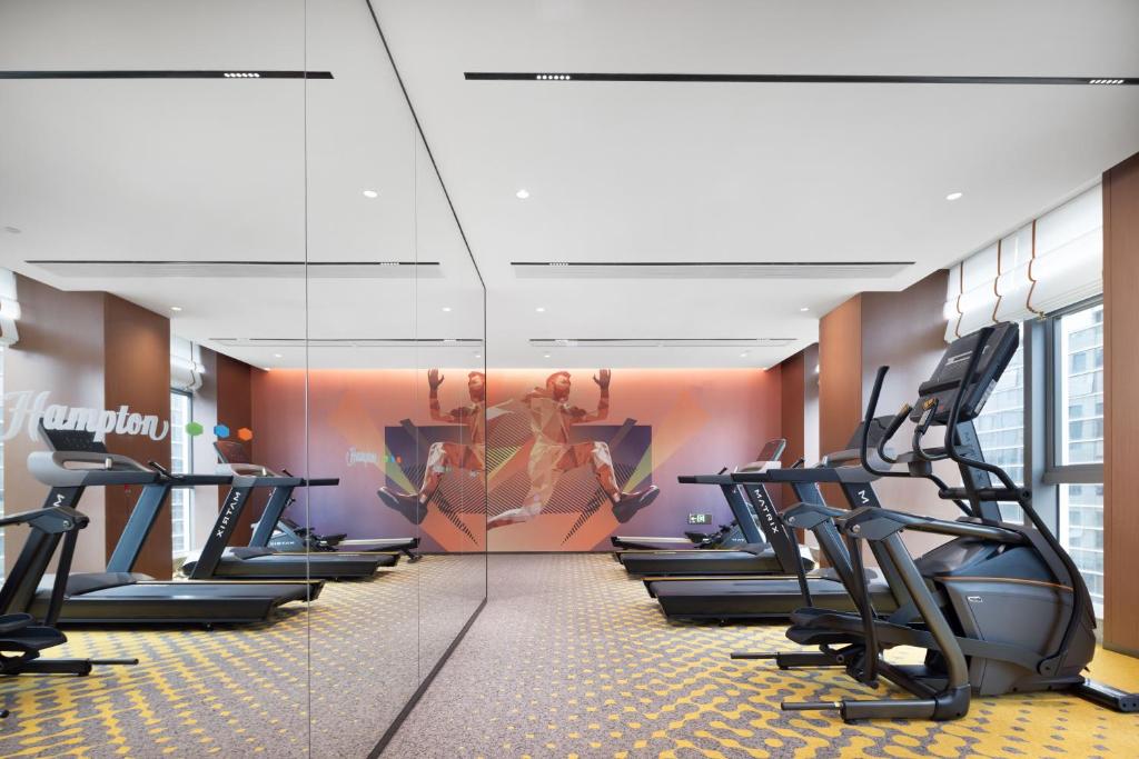 Fitness centrum a/nebo fitness zařízení v ubytování Hampton by Hilton Dongguan Liaobu Songshan Lake Avenue