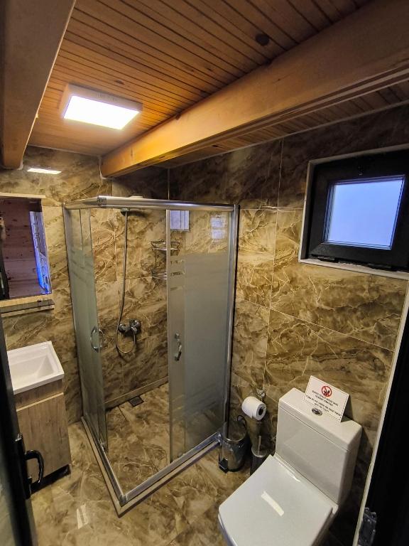 Ванная комната в Paşa Bungalov HOTEL