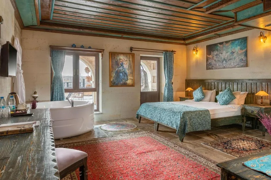 Deluxe Stone Suite