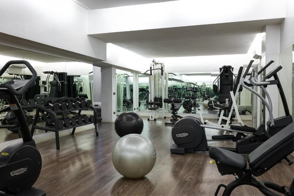 Gimnasio o instalaciones de fitness de Hotel Roma Tor Vergata