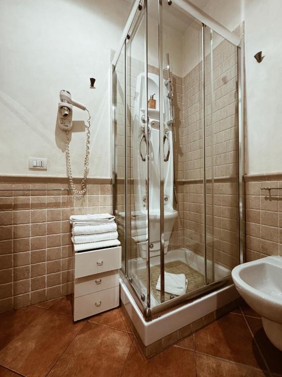A bathroom at Residenza Sciarra B&B