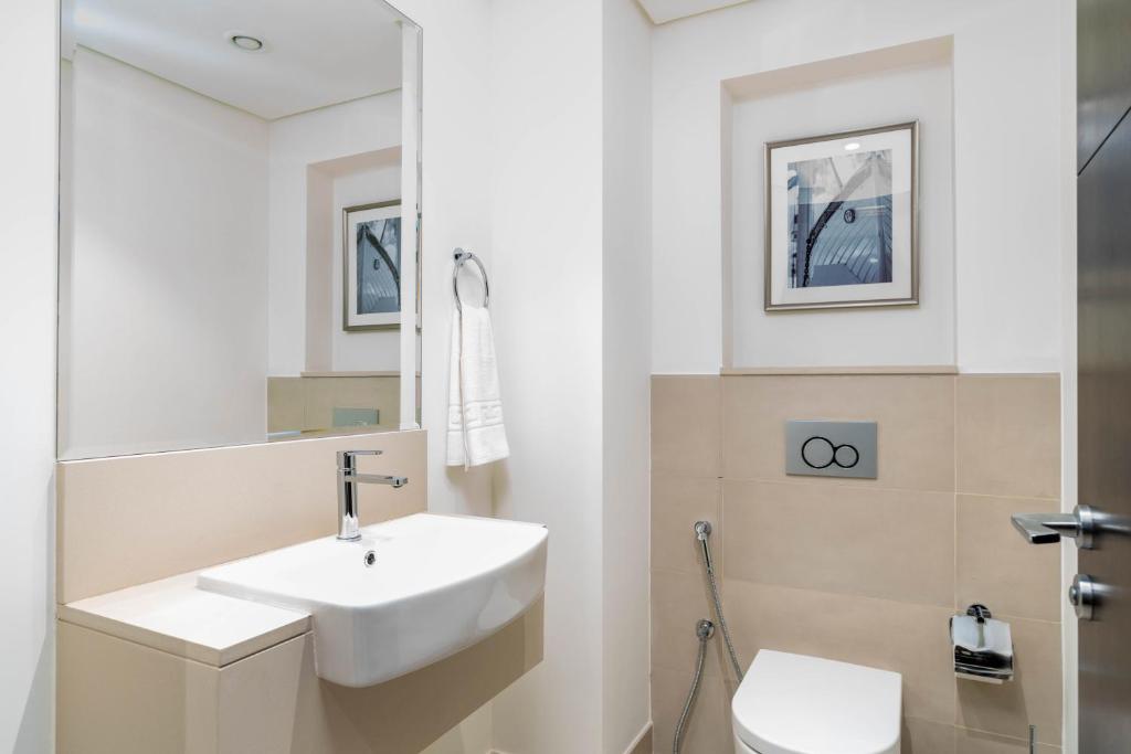 Koupelna v ubytování Ultimate Stay / 7 people / Spacious / Dubai Creek with Marina Views