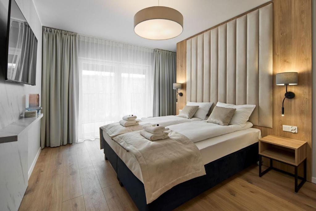 Symphony City Square Aparthotel by INA - Re Studio