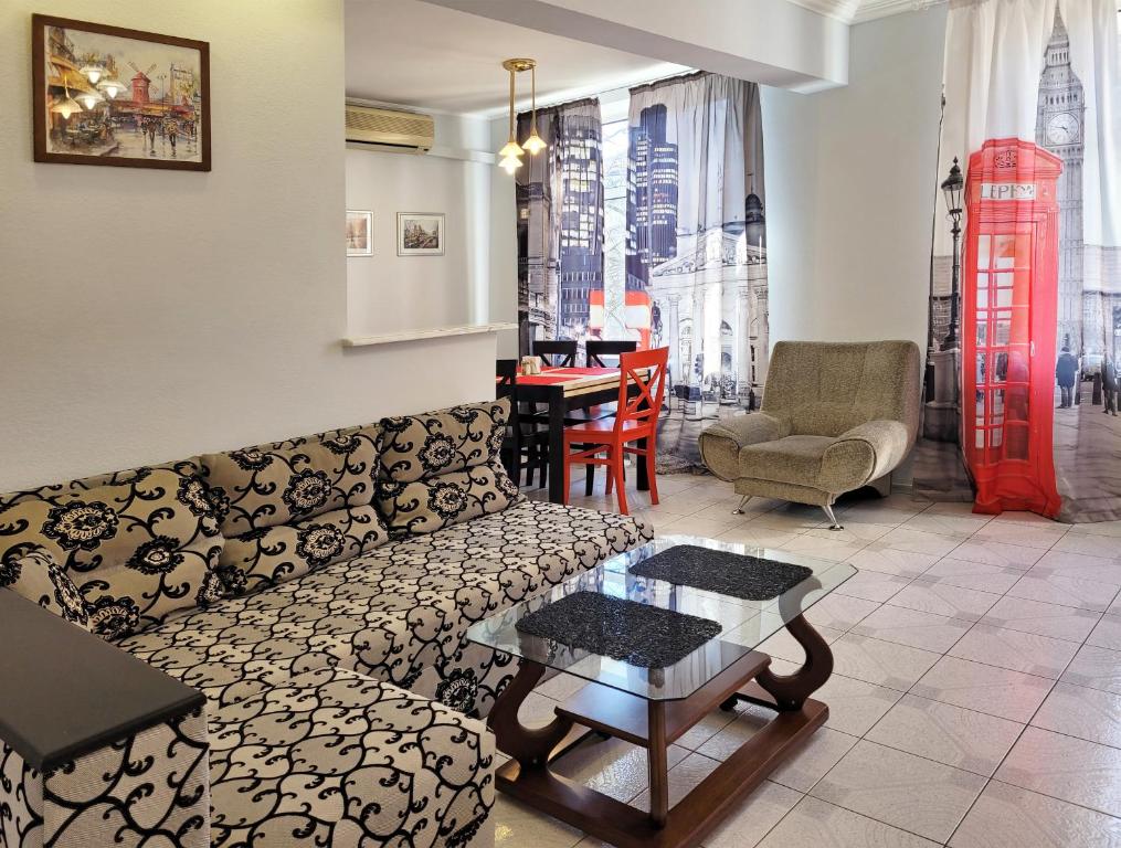 Home Hotel Apartments on Khreshchatyk Area - Two-Bedroom Apartment - Pushkinskaya Street 2-4/7
